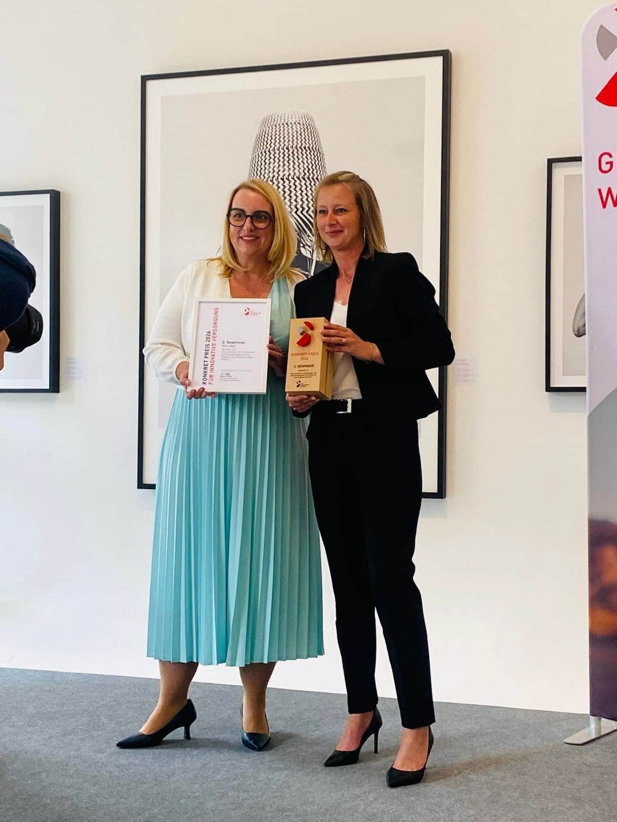 Nina und Ella bei der Verleihung des KONKRET-Preises 2026 in Frankfurt am Main